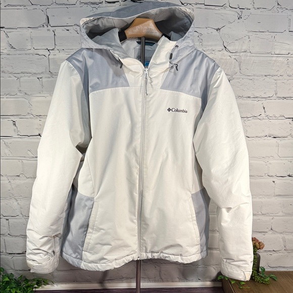 Columbia Jackets & Blazers - COLUMBIA Women's Tipton Peak Hooded Insulated Jacket White Gray OMNI TECH